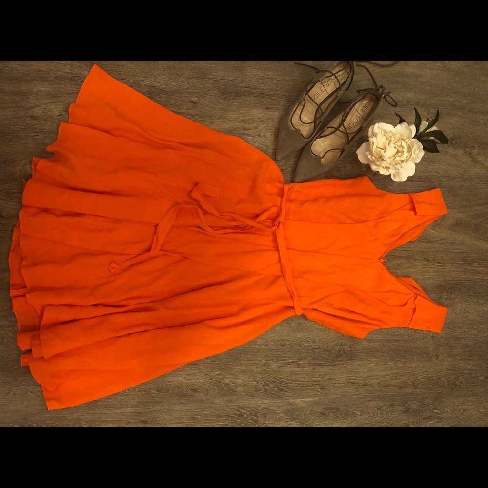 NWOT Ann Taylor Orange V-Neck Dress